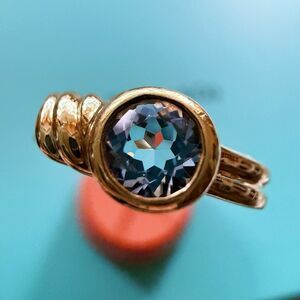 Vintage Tiffany & Co. 18k Yellow Gold Aquamarine Benzel Set Ring